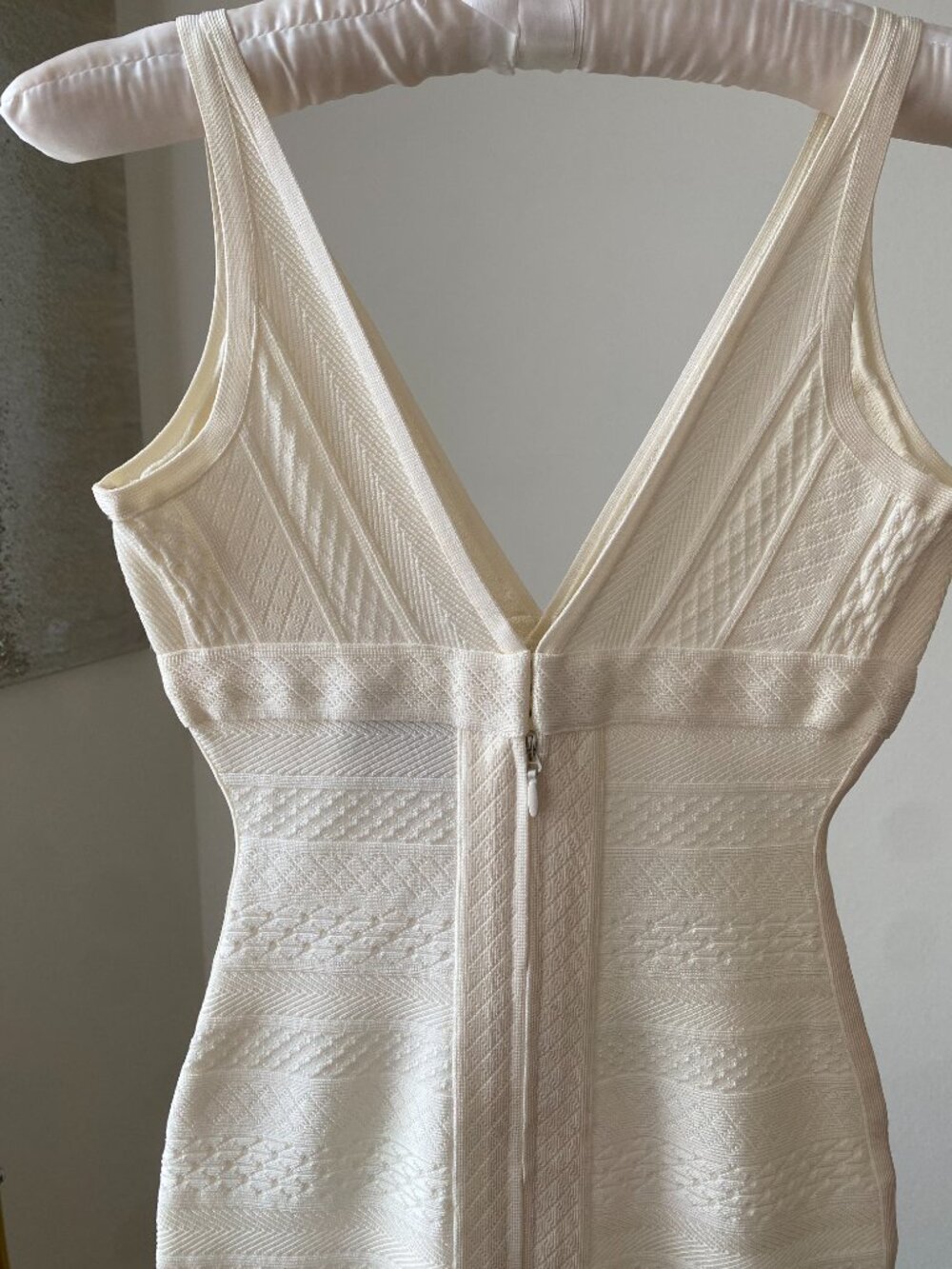 Hervé Léger "Lauren" Bandage Bodycon Mini Dress Ivory White Size S - Picture 6 of 10